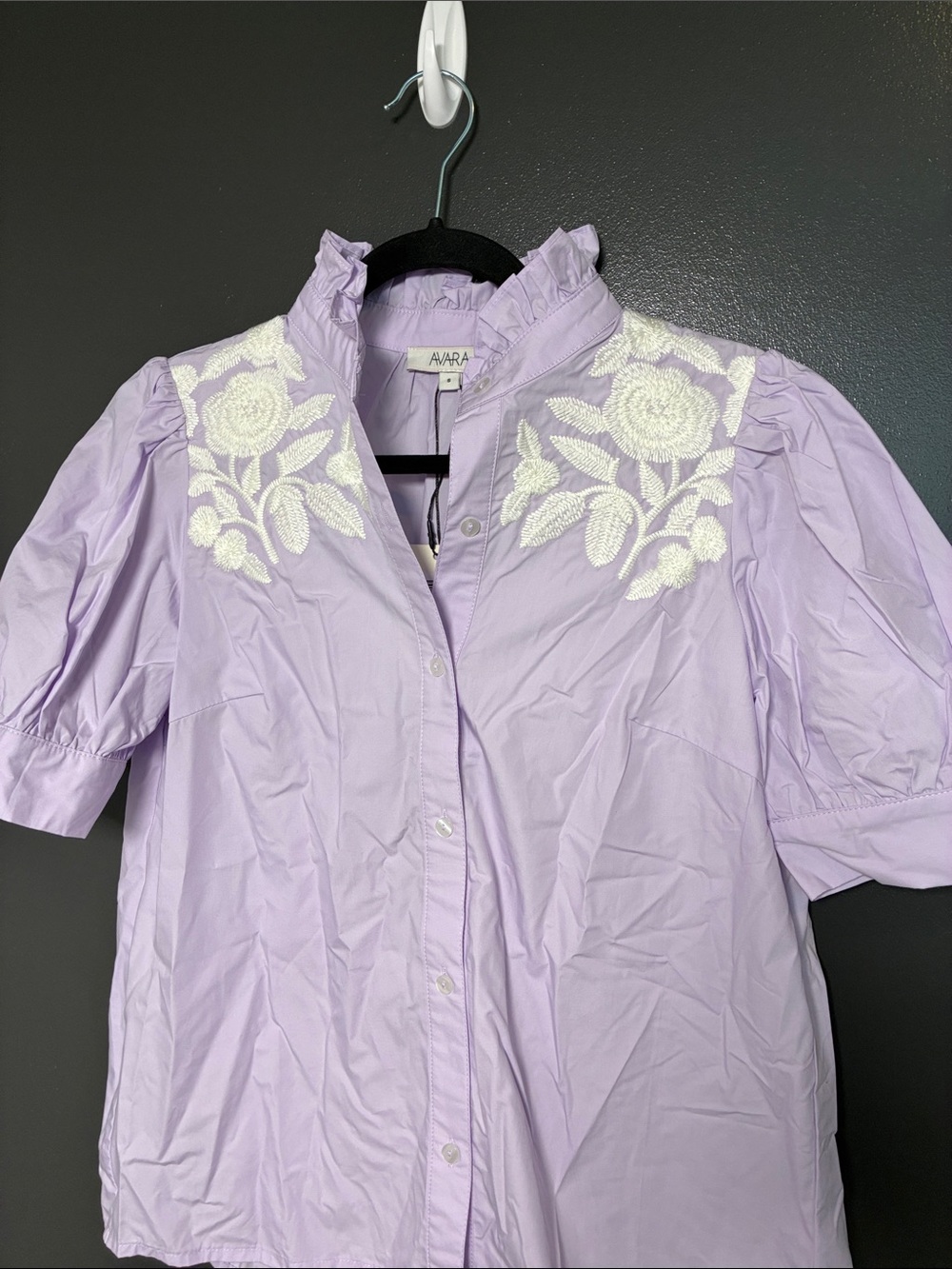 NWT Avara Sherry Lilac Embroidered Button Up Top Sz S - Picture 5 of 8